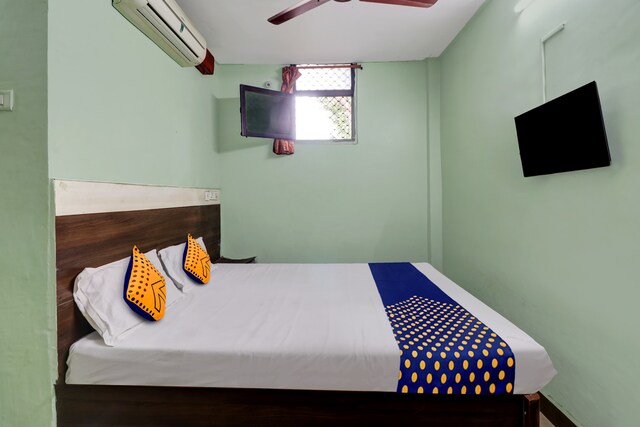 SPOT ON Hotel Shyam inn Lodge