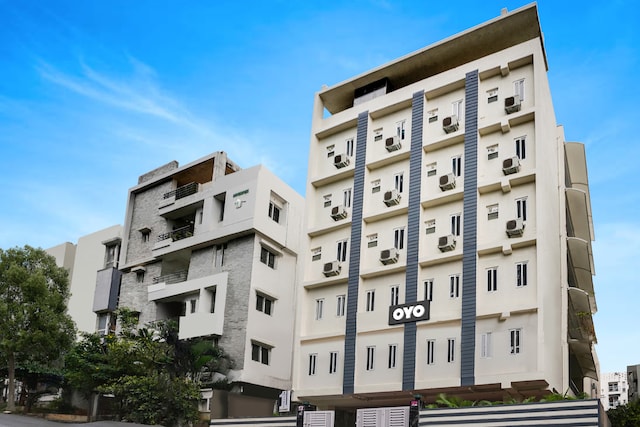 Hotel O IKON Stay and Restaurant