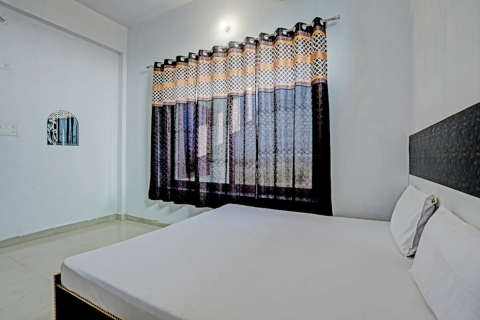 OYO Brothers Hotel , Chirawa, Jhunjhunu