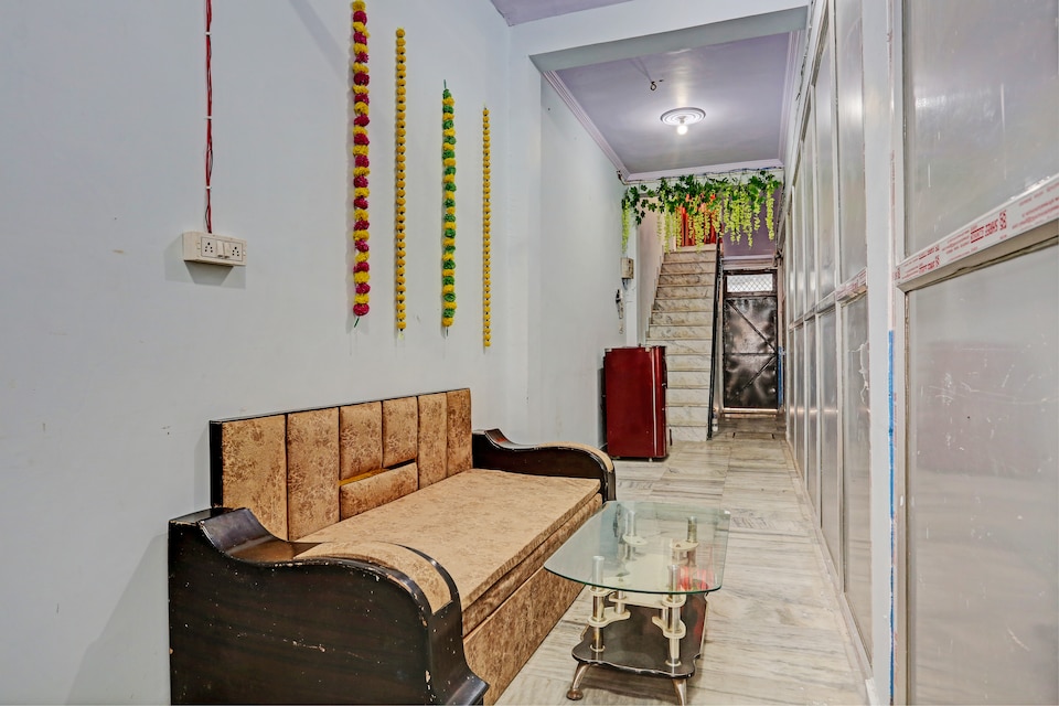 SPOT ON Hotel Twins Palace, IIT Kanpur, Kanpur