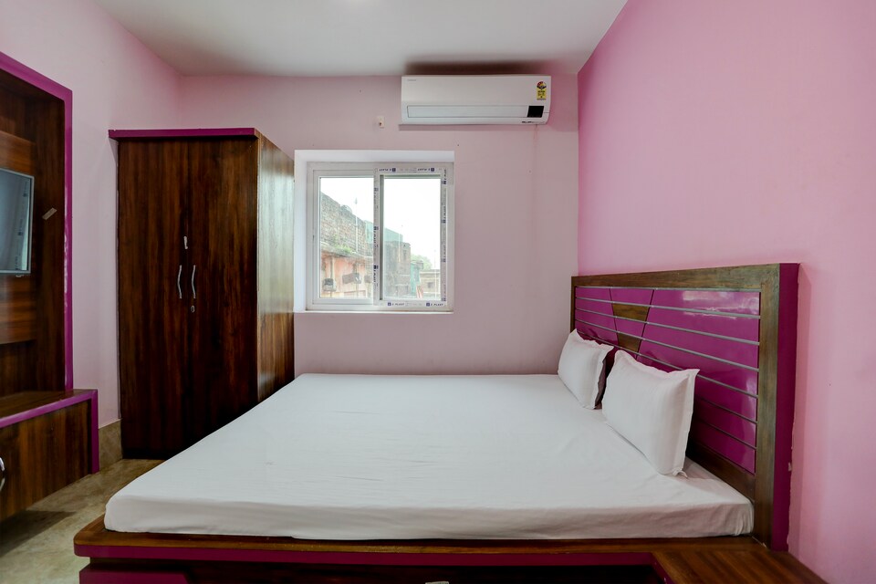 SPOT ON Mehta Banquet And Restaurant, Piska More, Ranchi