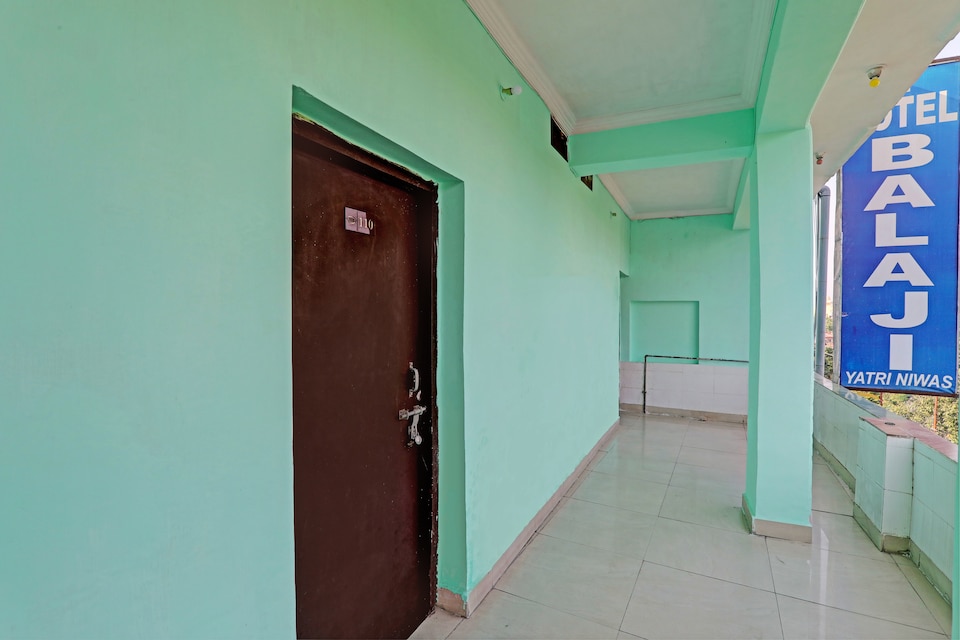 Hotel O Yatri Niwas, Charbagh Lucknow, Lucknow