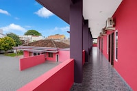 Hotel O near Urip Sumoharjo Hospital formerly Yasmine Guesthouse Syariah