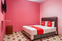 OYO Life 93342 Yasmine Guesthouse Syariah