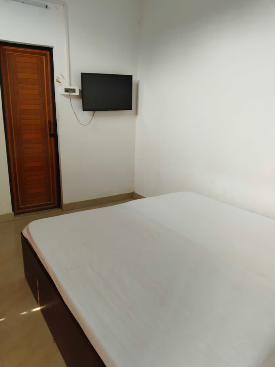 Hotel O City Guest house, ISBT Guwahati, Guwahati
