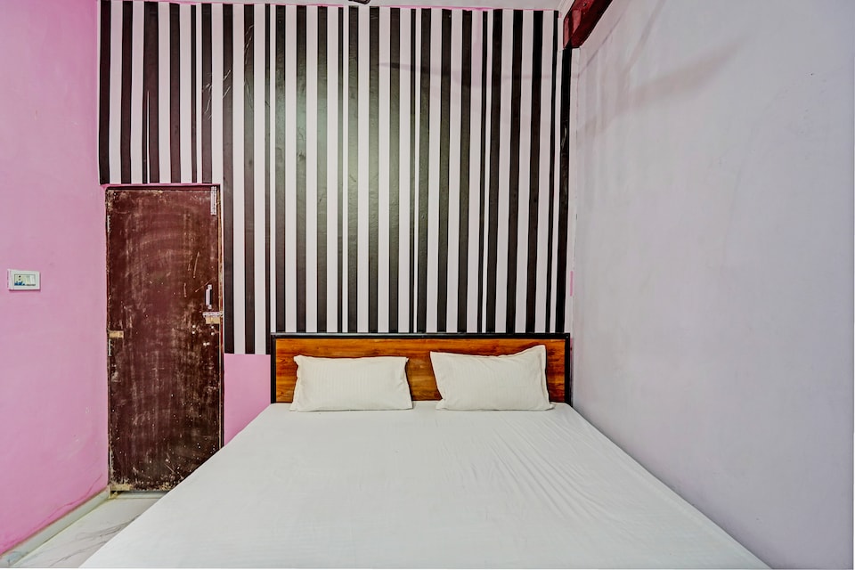 Hotel O Metro Inn, Ghaziabad City, Ghaziabad