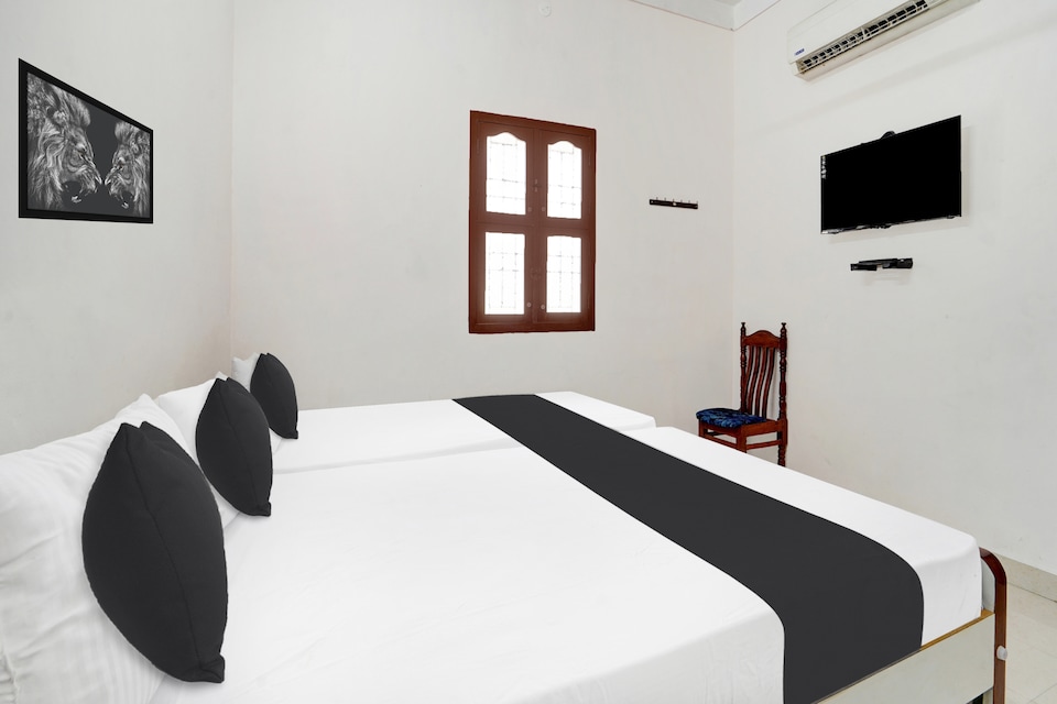 OYO 820265 SK Lodge, Sivakasi City Center, Virudhunagar