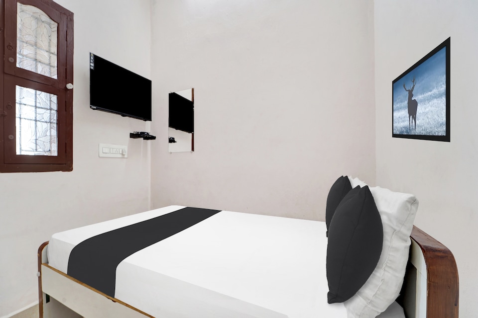 OYO 820265 SK Lodge, Sivakasi City Center, Virudhunagar