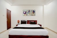 Super Collection O Friends Colony Lucknow Formerly The Suite