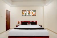 Collection O Friends Colony Lucknow Formerly The Suite