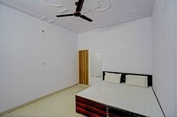 OYO GULAVLIVAL HOTEL