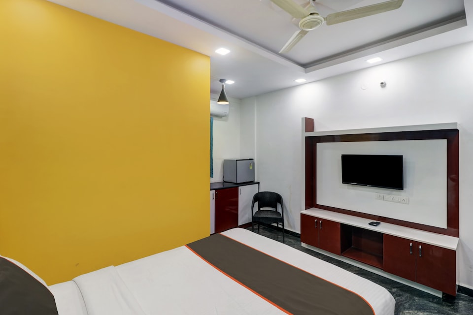 OYO 820323 Supreme Suites, Kalyan Nagar Bangalore, Bangalore