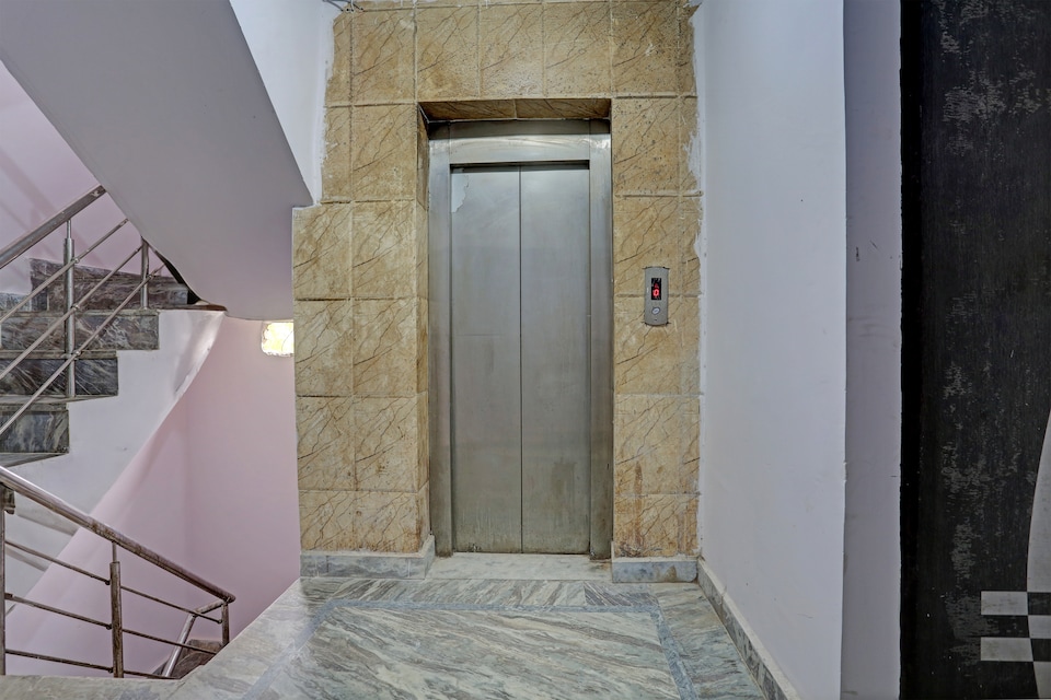 Live on DEL3438 , Dwarka Delhi, Delhi