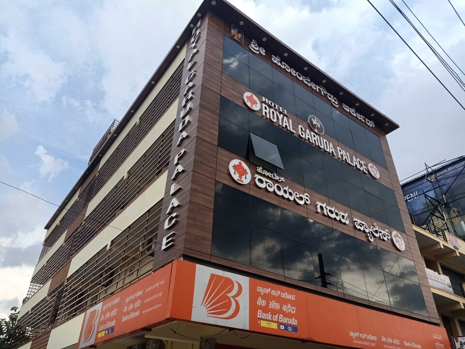 OYO 820342 Royal Garuda Palace, Manyata Bangalore, Bangalore