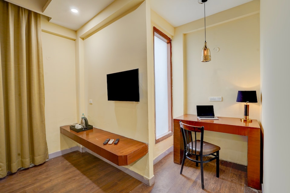 Townhouse Sector 47 Near Medanta