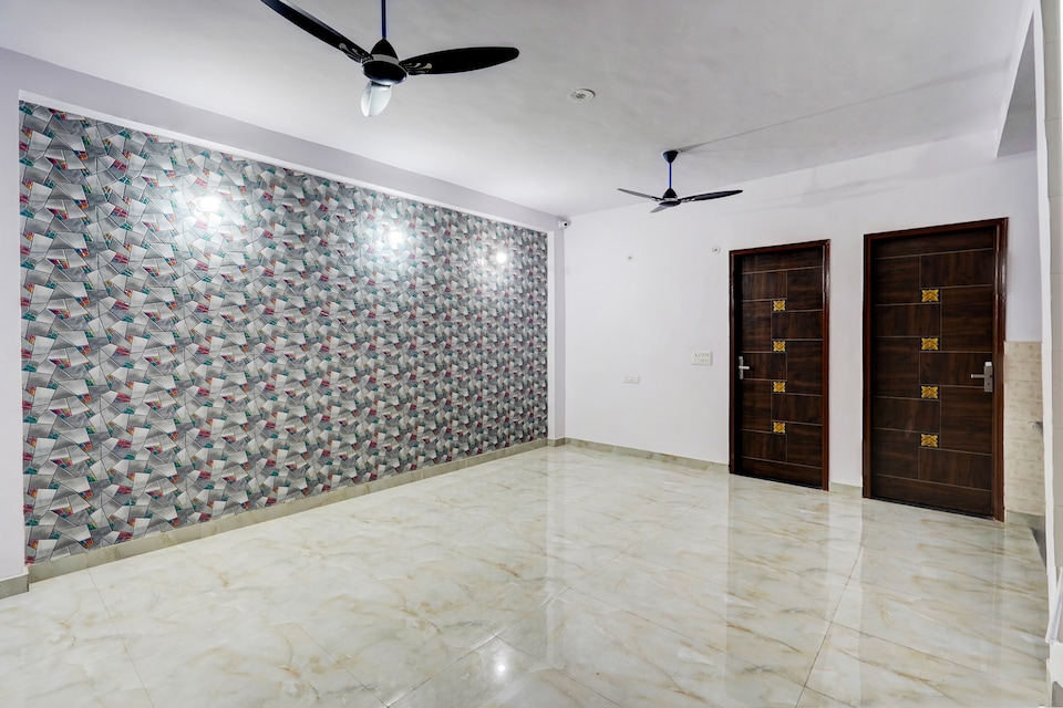 Sapphire Grand Inn, Indirapuram Ghaziabad, Ghaziabad