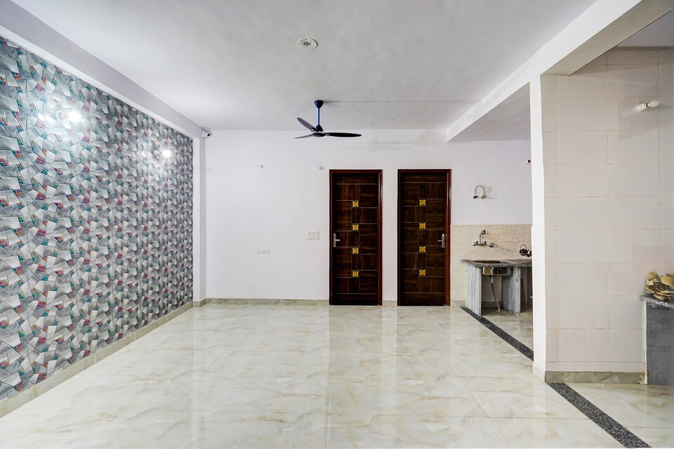 Sapphire Grand Inn, Indirapuram Ghaziabad, Ghaziabad