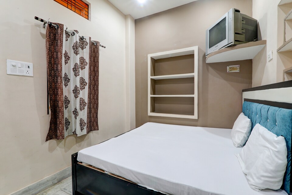 OYO Shivam Kashi Paying Guest House, Lanka, Varanasi