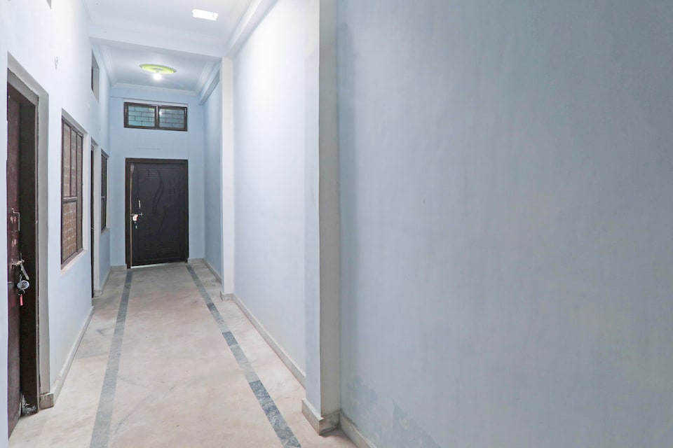 Hotel O Pushpanjali, Tanda, Tanda