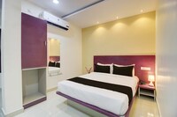 OYO Collection O Hotel Igloos