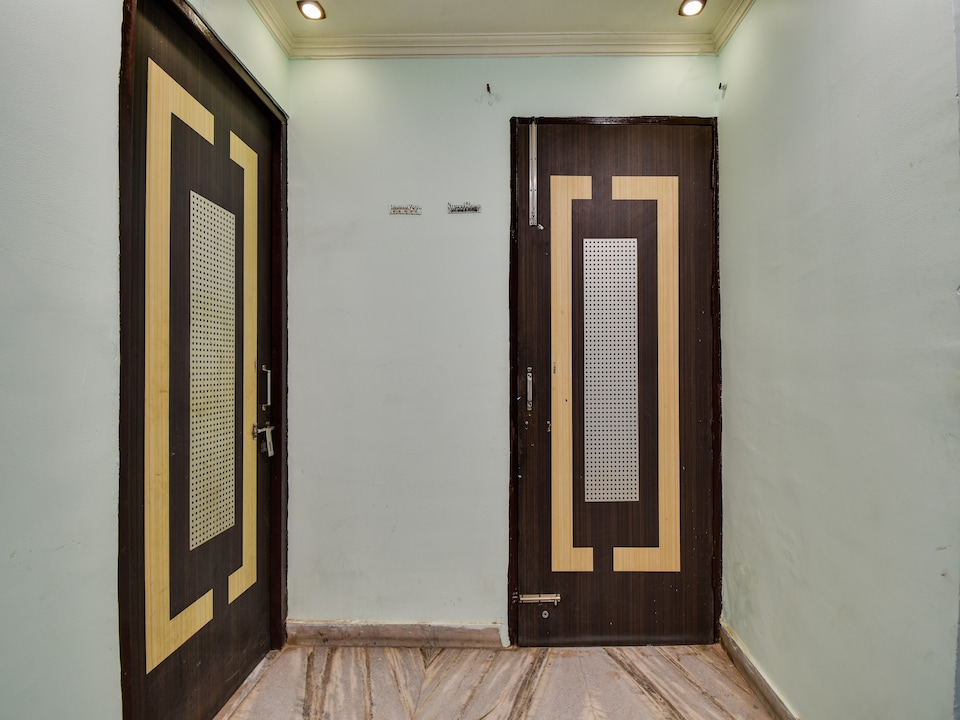 Hotel O SHYAM RESIDENCY, Paschim Vihar Delhi, Delhi