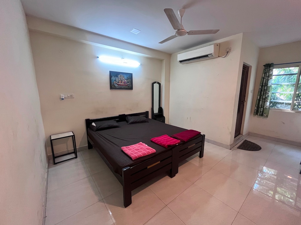 POP 82049A Vizagapatam Club Rooms , Transit Vizag, Visakhapatnam