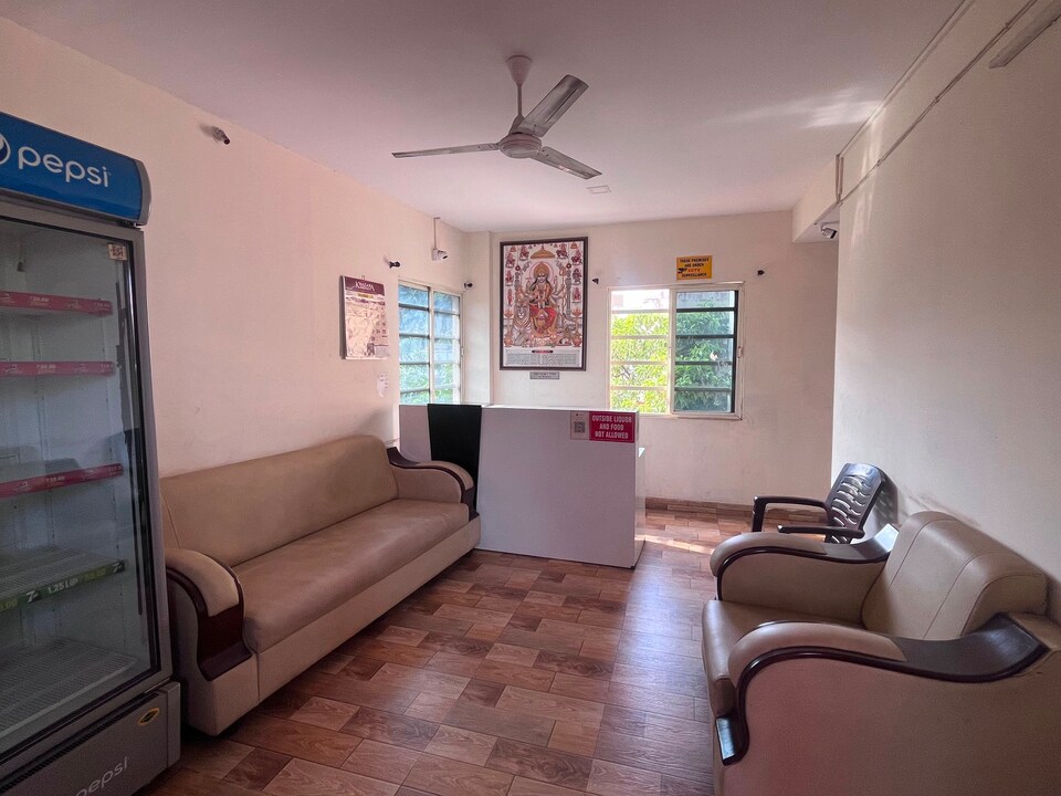 POP 82049A Vizagapatam Club Rooms , Transit Vizag, Visakhapatnam