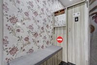 Hotel O Unique Shravanya Comforts & Lodge