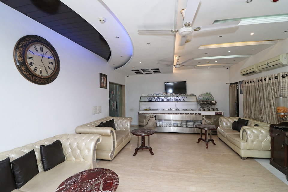 Hotel Baljeet Lodge, AIIMS Delhi, Delhi