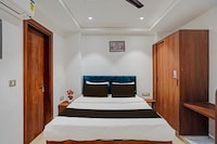 OYO Hotel Signature BNB