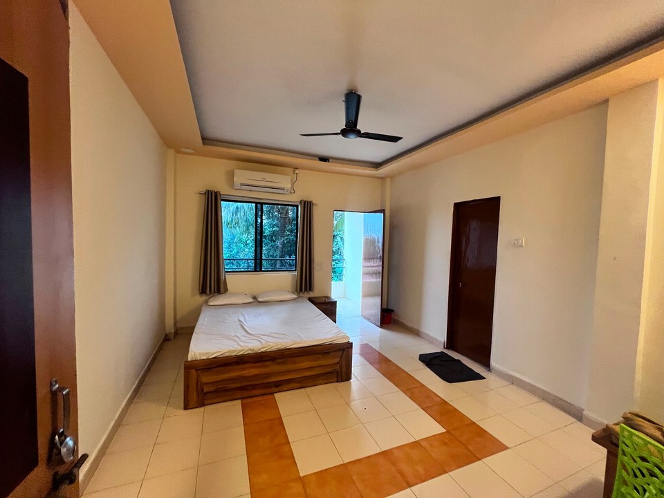 OYO 820548 Nisarg Lodging And Boarding, Lonavala, Lonavala