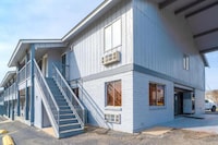 Regency Inn Three Rivers I-37