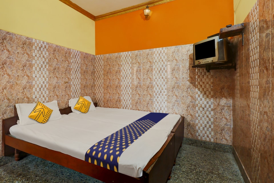 SPOT ON Shri Venkateshwara Lodging, Hospet, Hospet