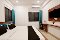 Super Collection O Besa Square Nagpur Formerly Yuva Inn