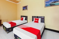 Capital O 93391 Golden Manggis Hotel Near SMKN 1 Lingsar