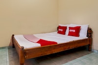 Hotel O Pondok Wisata Sekar KemuningNearWonogondang Camp ( Bumi Perkemahan Wonogondang )