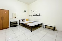 OYO Life 93398 Sudimoro Guest House Syariah