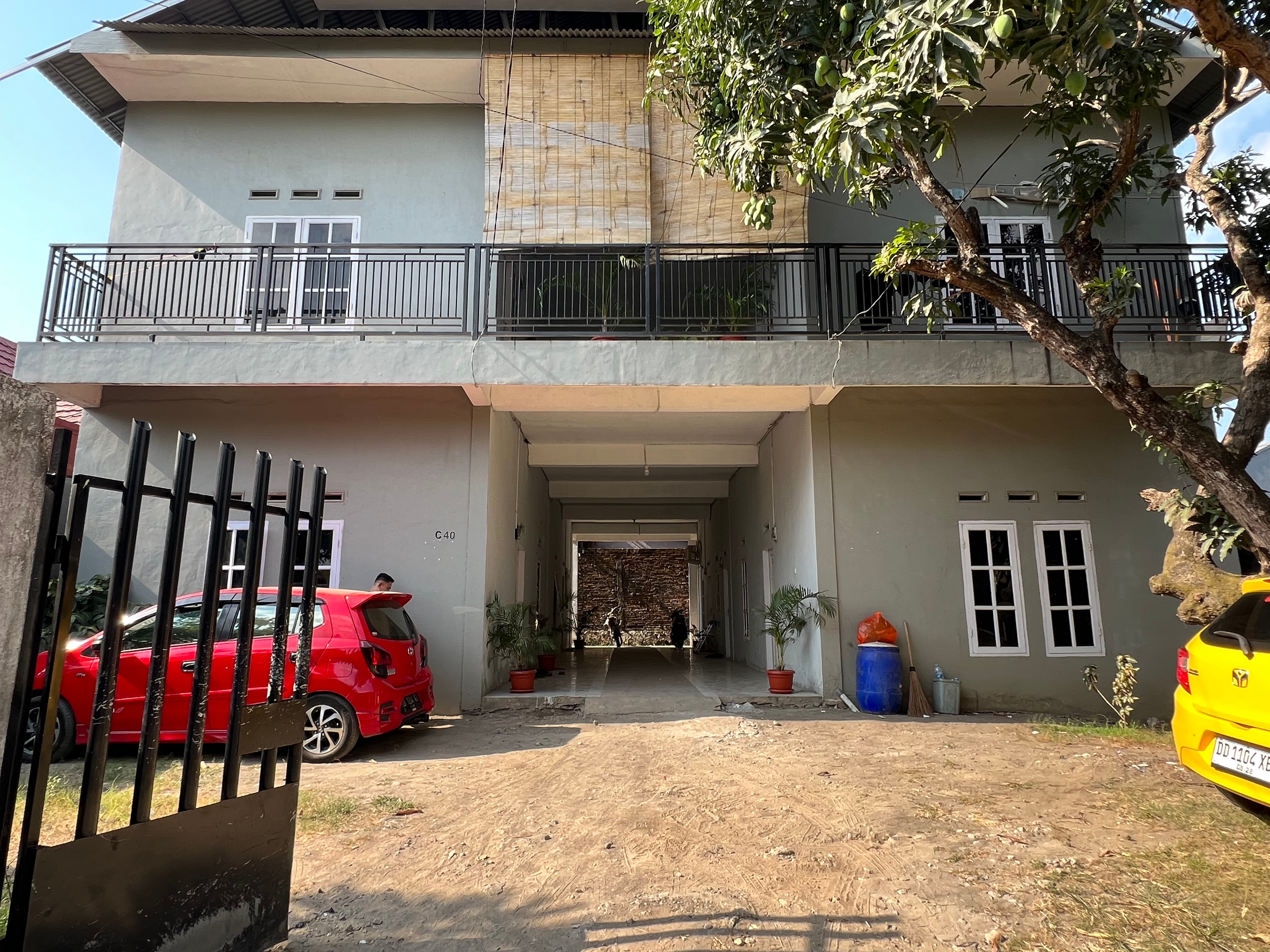 Bulo Book Hotel O Pondok Bulo Ugi Syariah Near SD Negeri 185 Pinrang, OYO Hotels ...