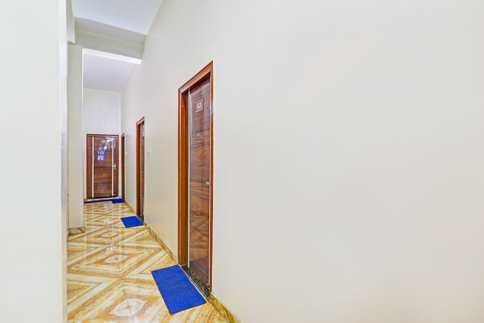 Hotel O Shiv Inn, Gorakhnath Gorakhpur, Gorakhpur