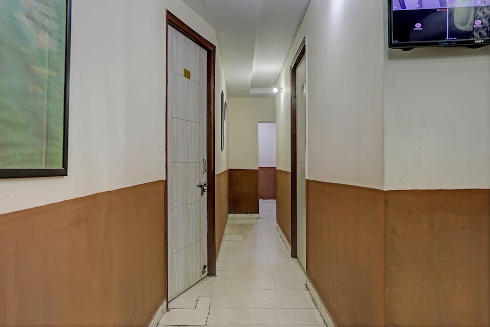 Hotel O Kanak palace, Lajpat Nagar Delhi, Delhi