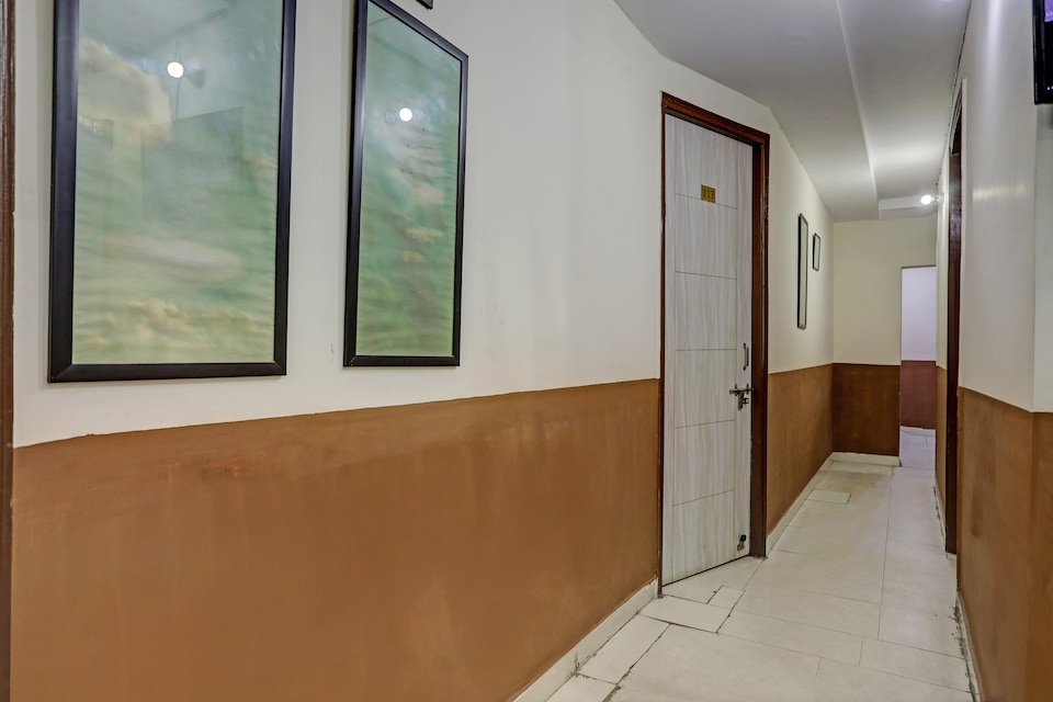 Hotel O Kanak palace, Lajpat Nagar Delhi, Delhi