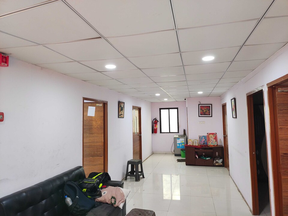 OYO 820648 Hotel Royal, Kadodra Surat, Surat