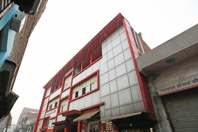 Hotel O Leela Palace