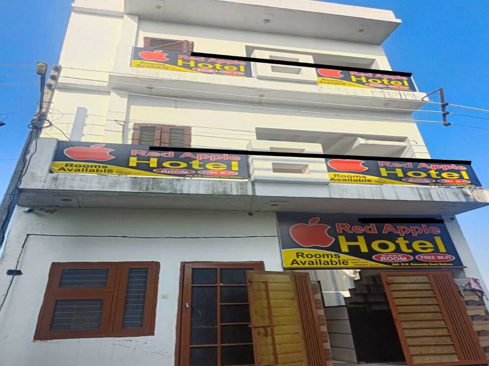 OYO Red Apple Hotel , Ambala Cantt, Ambala