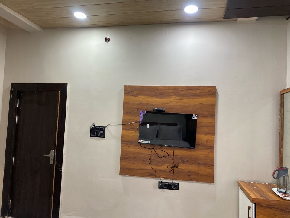 OYO 820740 Hotel Shiva Grand, Main Market Ujjain, Ujjain