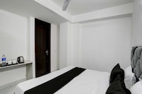 Collection O 24/7 Hotel