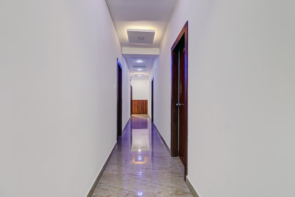 HOTEL O AISHWARYA COMFORT, Electronic City Phase 1 Bangalore, Bangalore