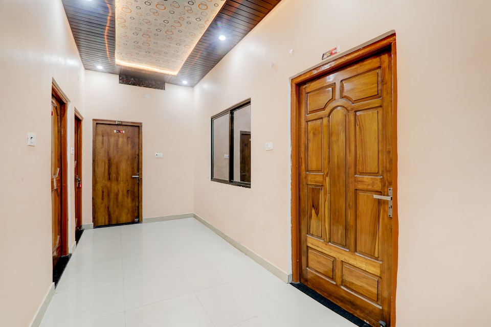 Super Hotel O Saryu Ghat Formerly Balaji Palace, Ayodhya, Ayodhya