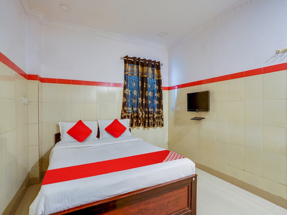 OYO 820761 HOTEL SITA GRAND, Shamshabad, Hyderabad