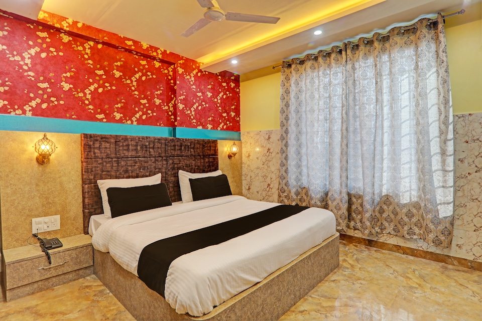 OYO Flagship Hotel RS, Sarnath Varanasi, Varanasi